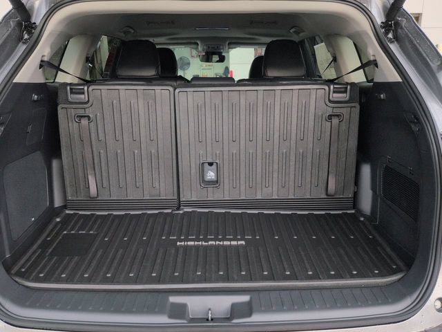 New 2026 Toyota Highlander Limited AWD/4WD image 13