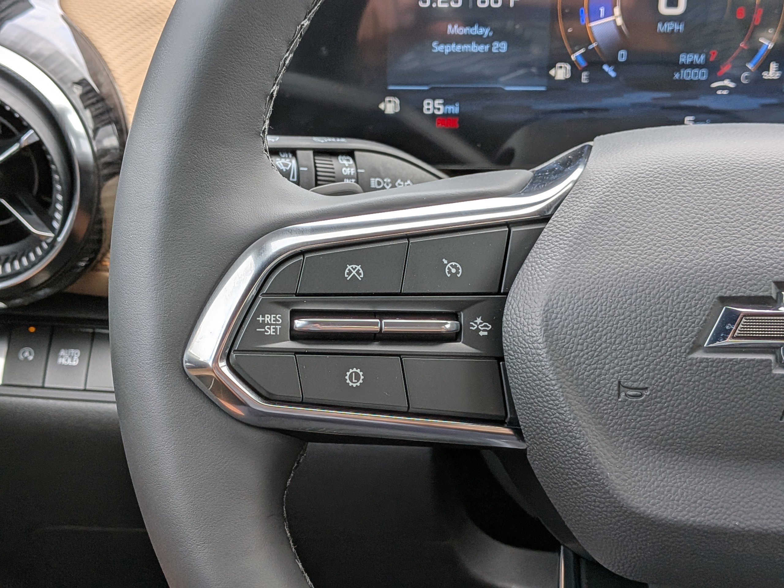 New 2026 Chevrolet Equinox ACTIV w/ Convenience Package III image 18