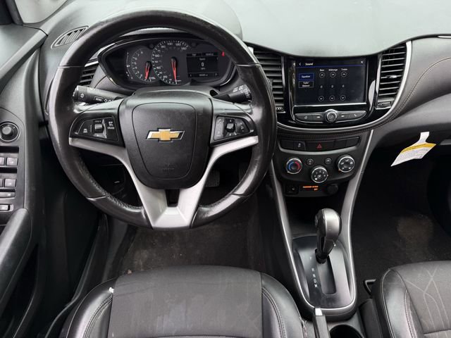 Used 2022 Chevrolet Trax LT w/ Driver Confidence Package AWD/4WD image 10