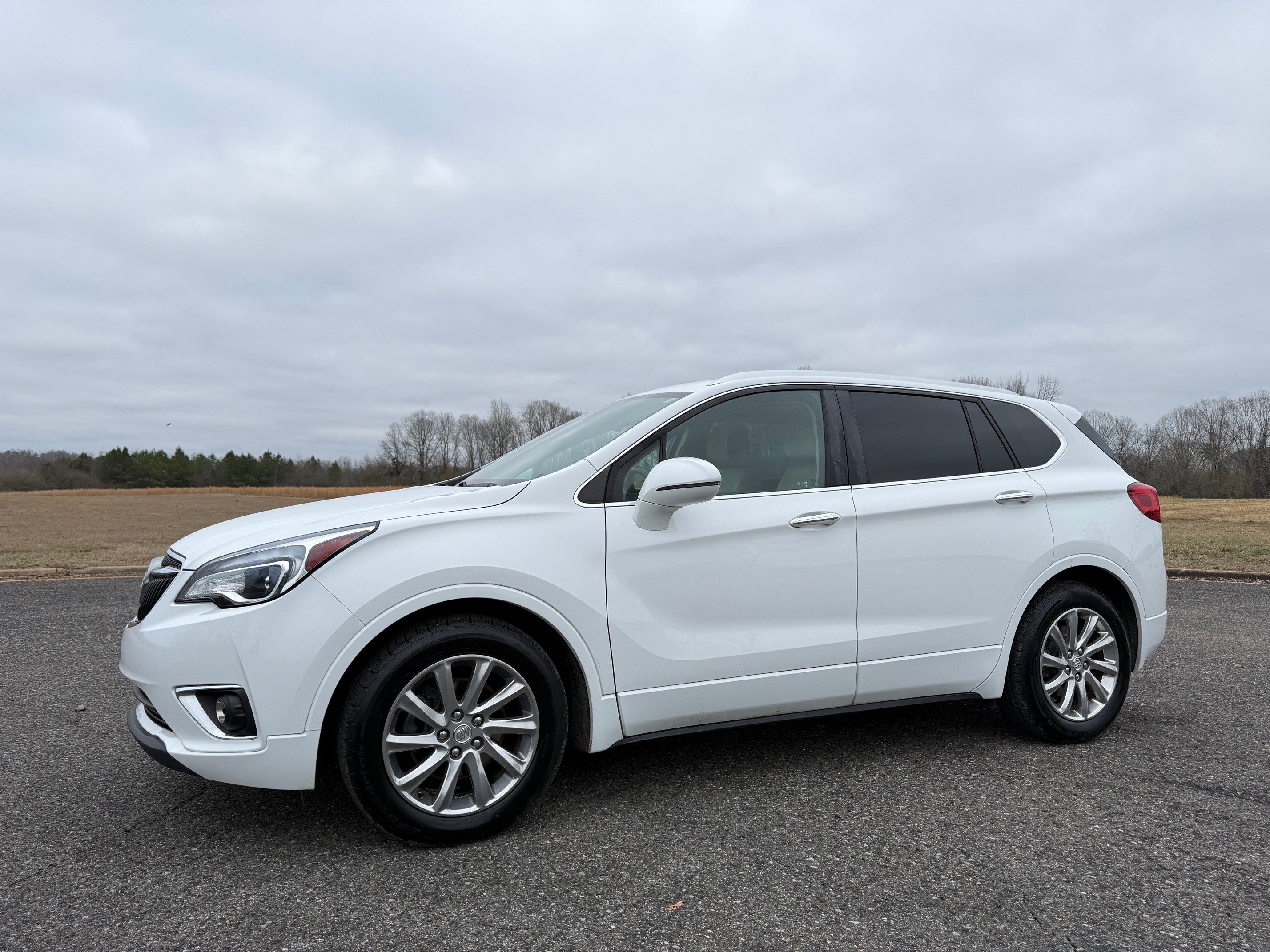 Used 2020 Buick Envision Essence image 1