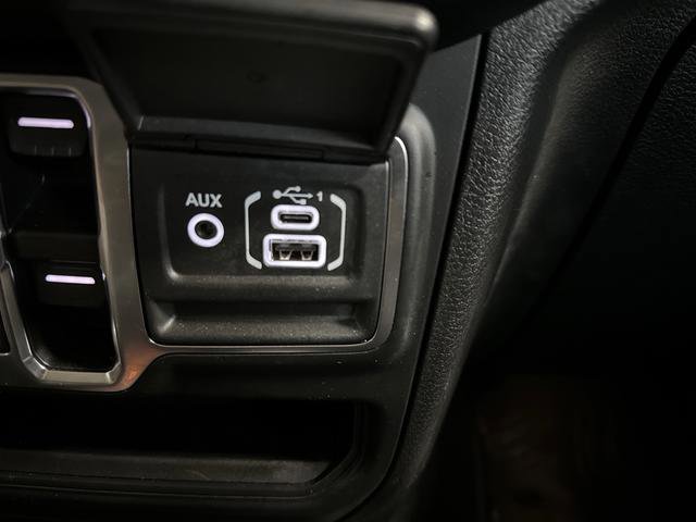 Used 2024 Jeep Wrangler Sahara w/ Technology Group image 22