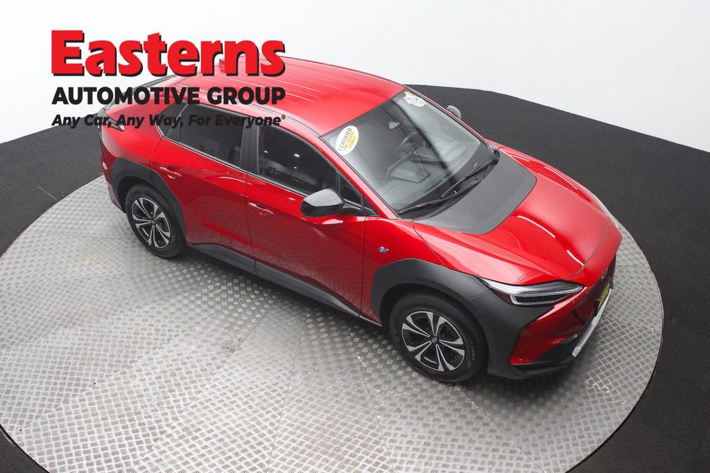 Used 2023 Subaru Solterra AWD image 3