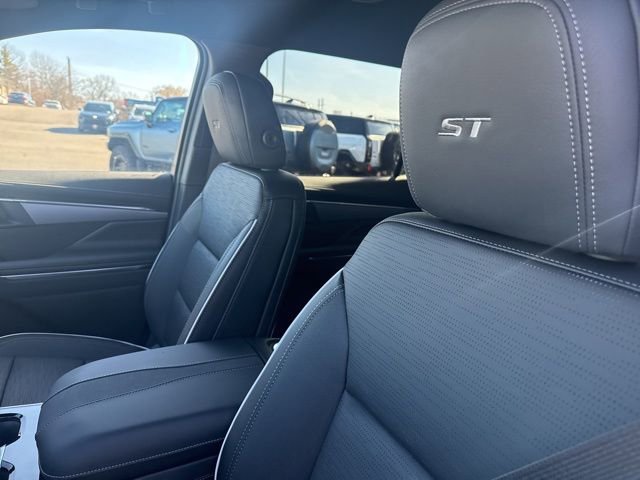 New 2025 Buick Enclave Sport Touring w/ LPO, Floor Liner Package image 13
