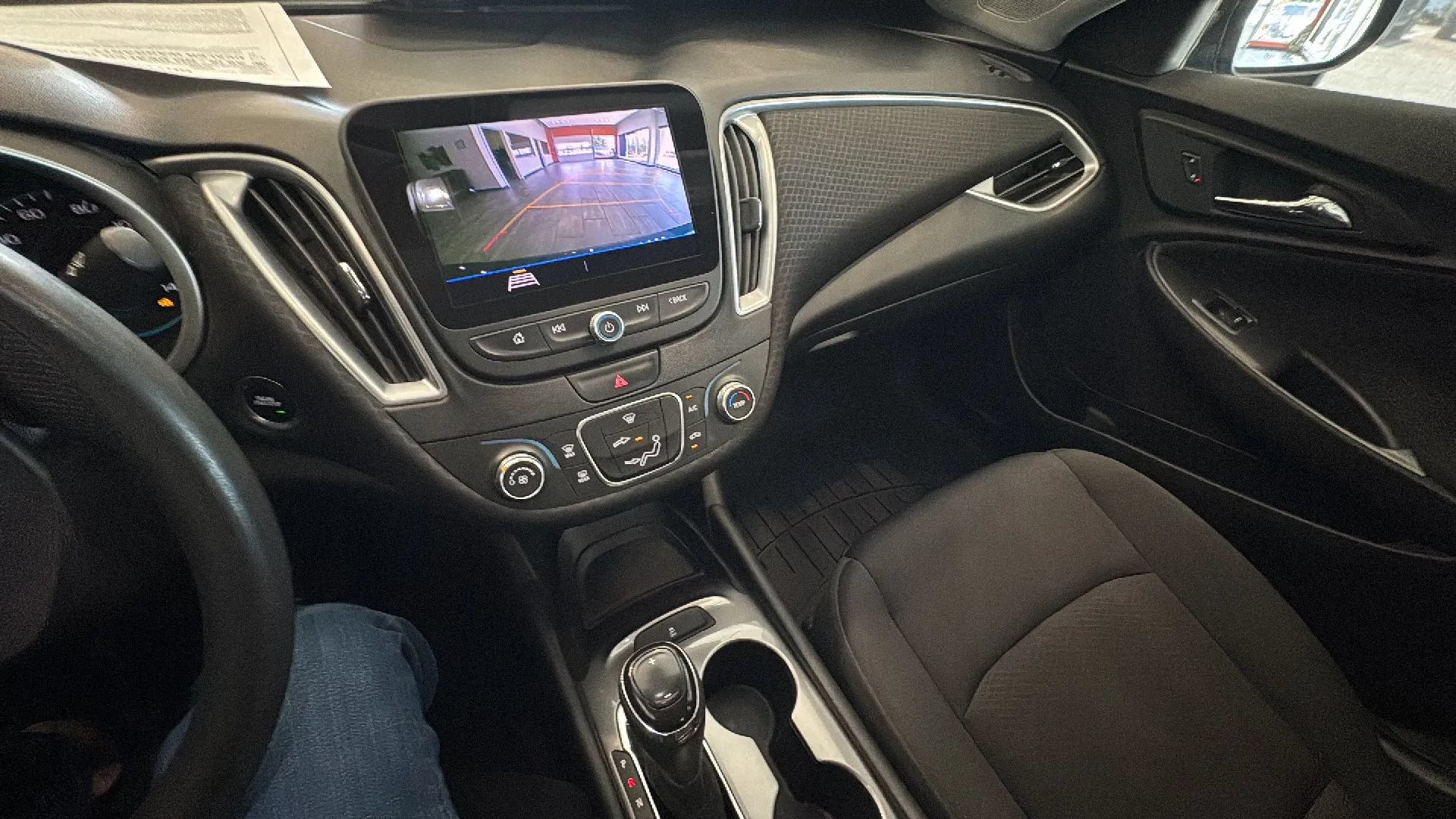 Used 2019 Chevrolet Malibu LS w/ LPO, Convenience Package 2 FWD image 30