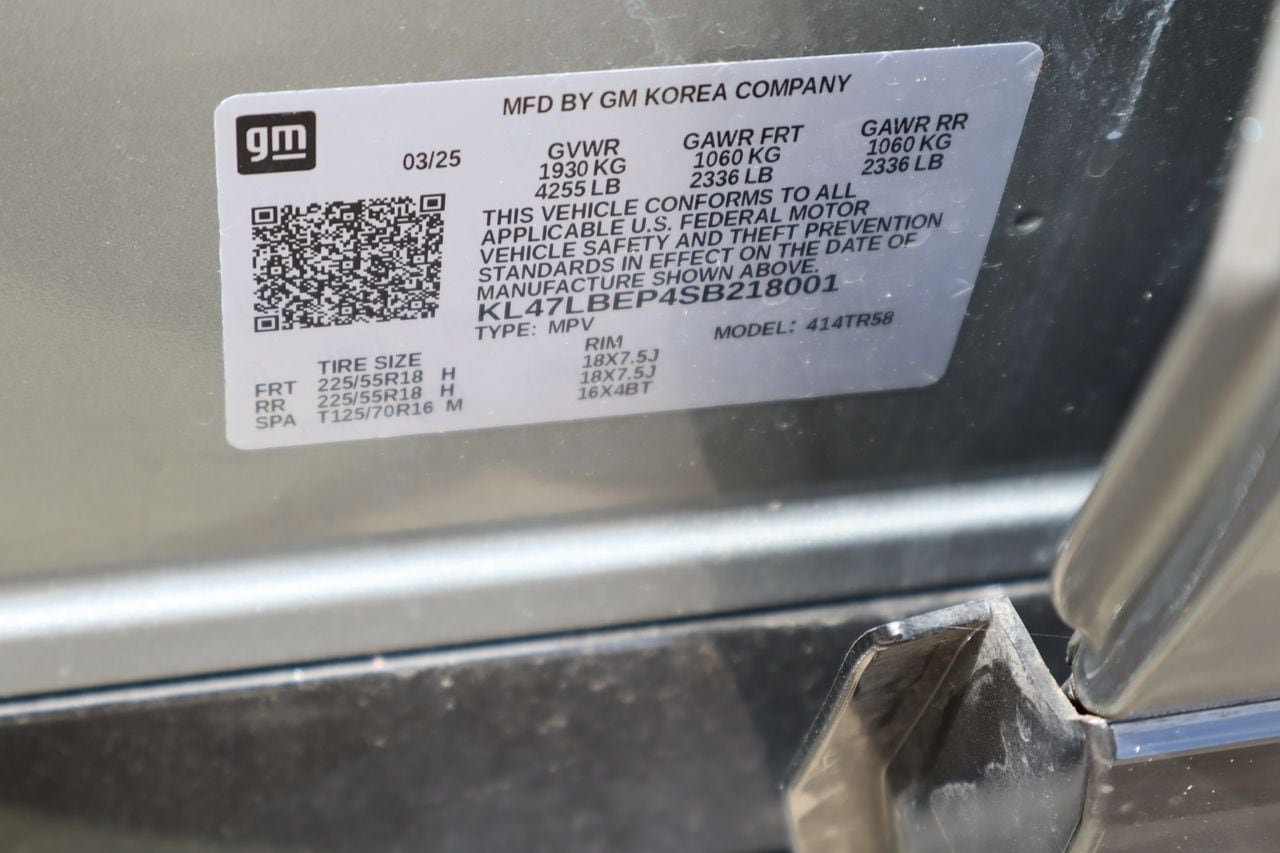 Used 2025 Buick Envista Sport Touring FWD image 28