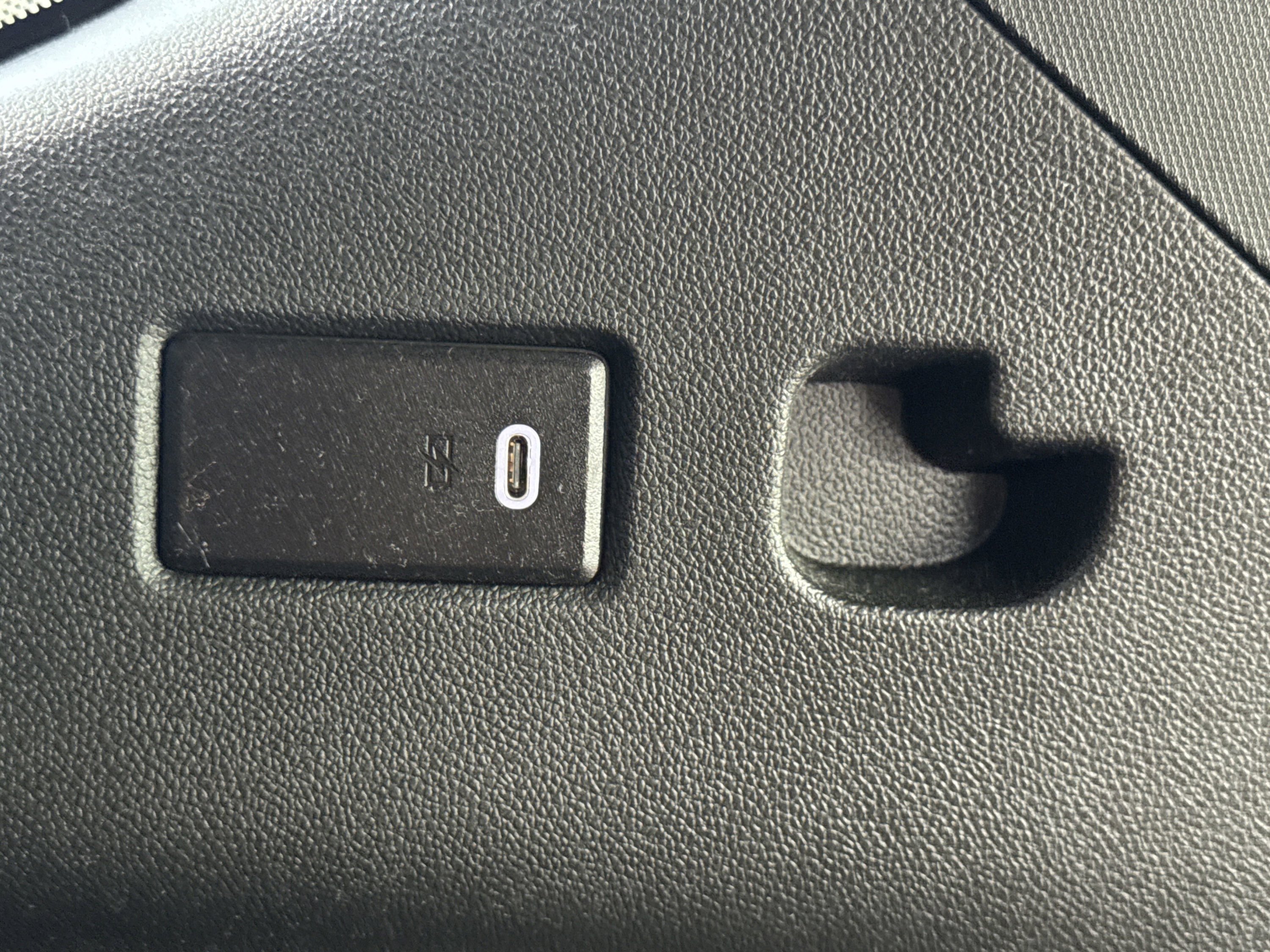 Used 2022 GMC Yukon Denali image 45