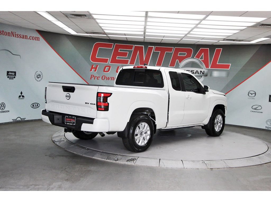 Used 2024 Nissan Frontier SV w/ SV Convenience Package AWD/4WD image 4