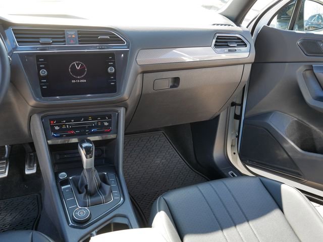 Certified 2023 Volkswagen Tiguan SE R-Line image 22