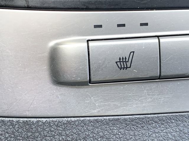 Used 2022 Kia Carnival LX image 27