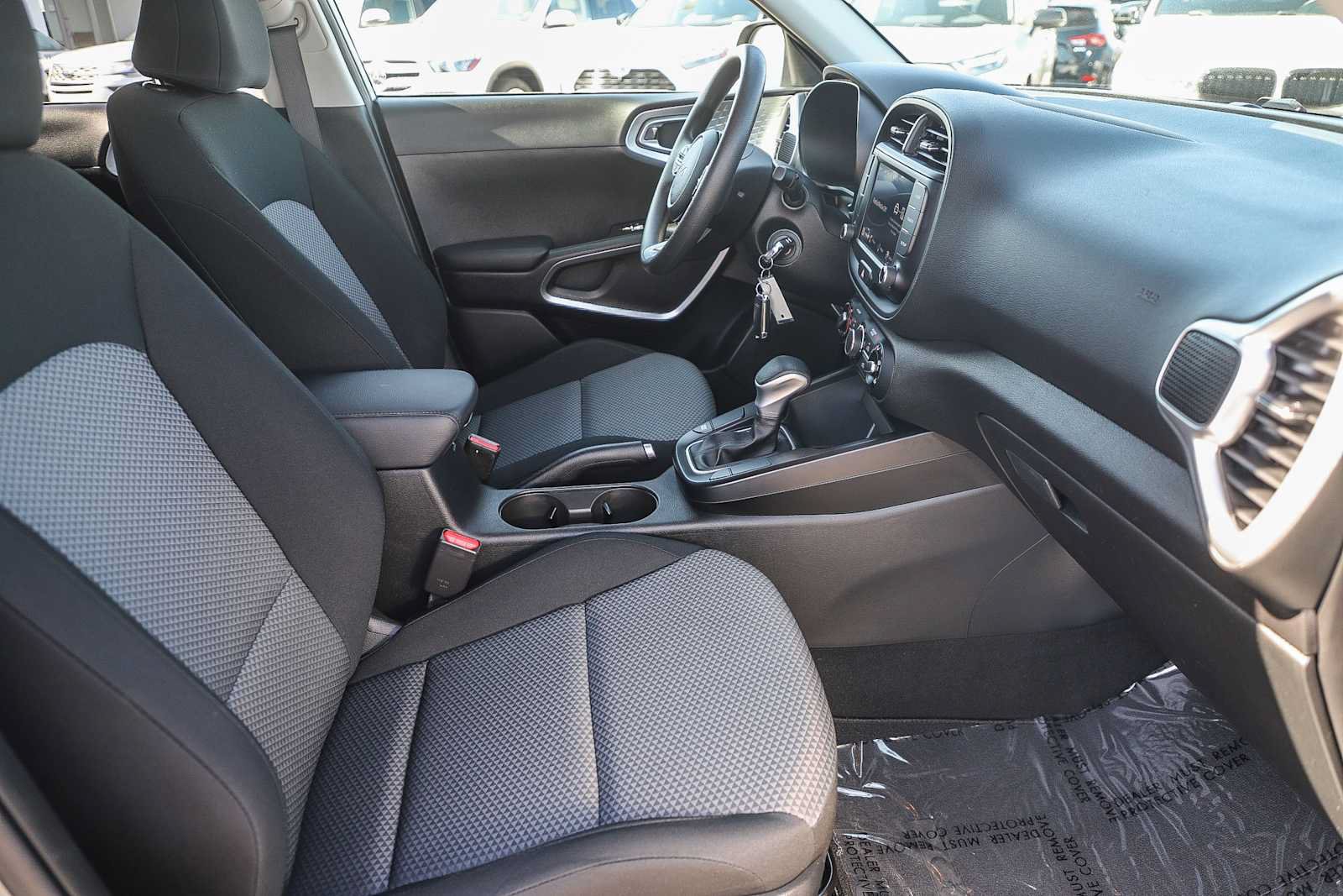 Used 2023 Kia Soul LX FWD image 19