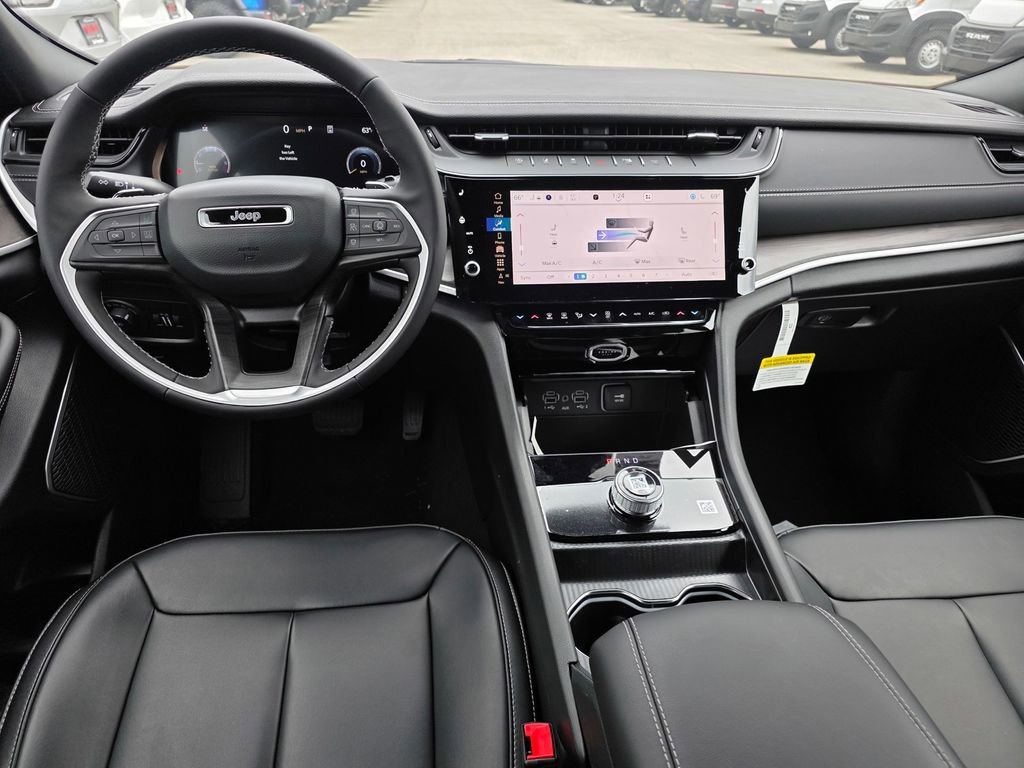 New 2026 Jeep Grand Cherokee Limited w/ Limited Altitude Package image 10