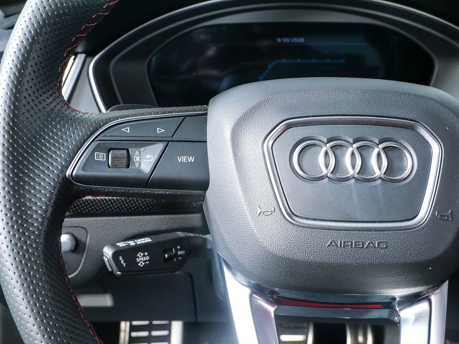 Used 2024 Audi SQ5 Prestige w/ Prestige Package AWD/4WD image 11