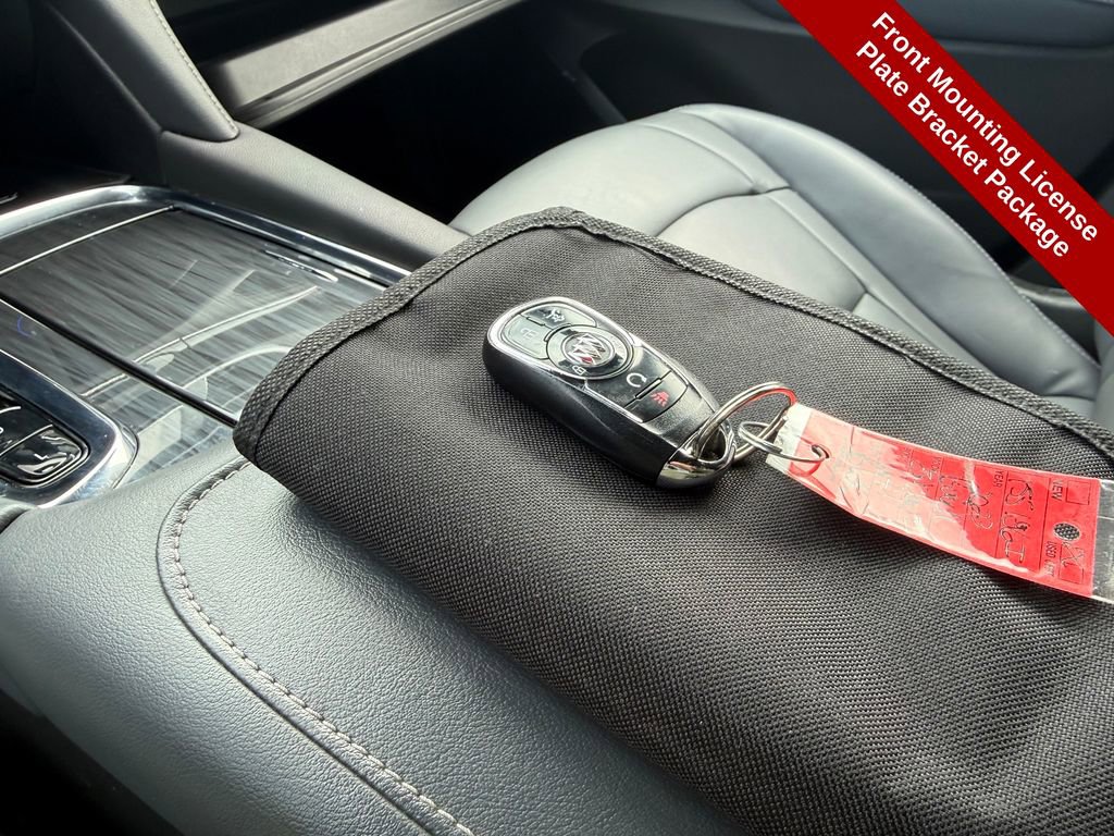 Used 2023 Buick Enclave Essence w/ Sport Touring Edition image 30