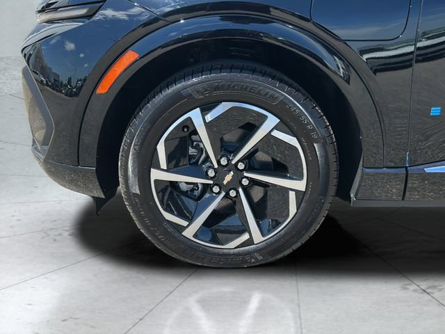 Used 2025 Chevrolet Equinox EV LT FWD image 26