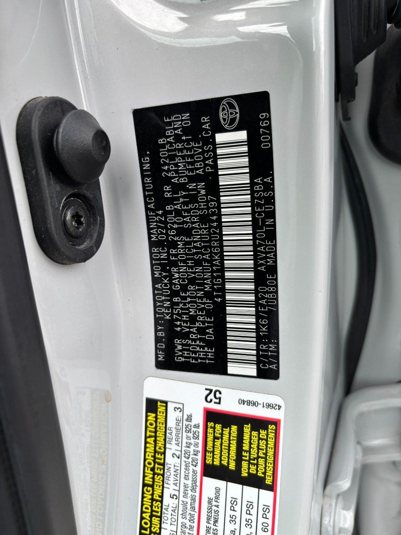 Certified 2024 Toyota Camry SE FWD image 17