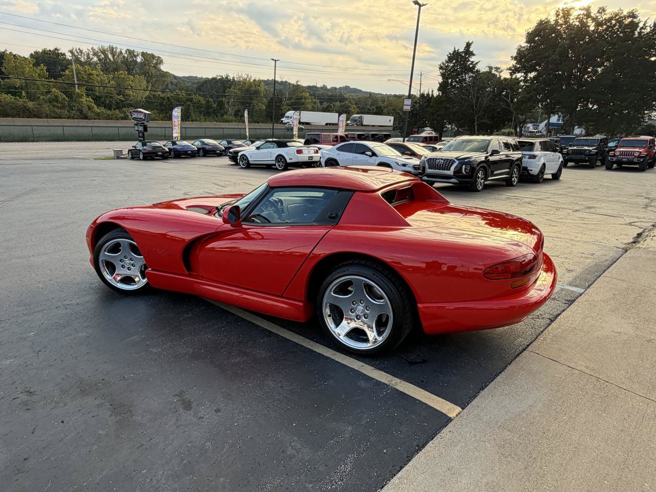 Used 2000 Dodge Viper RT/10 RWD image 7