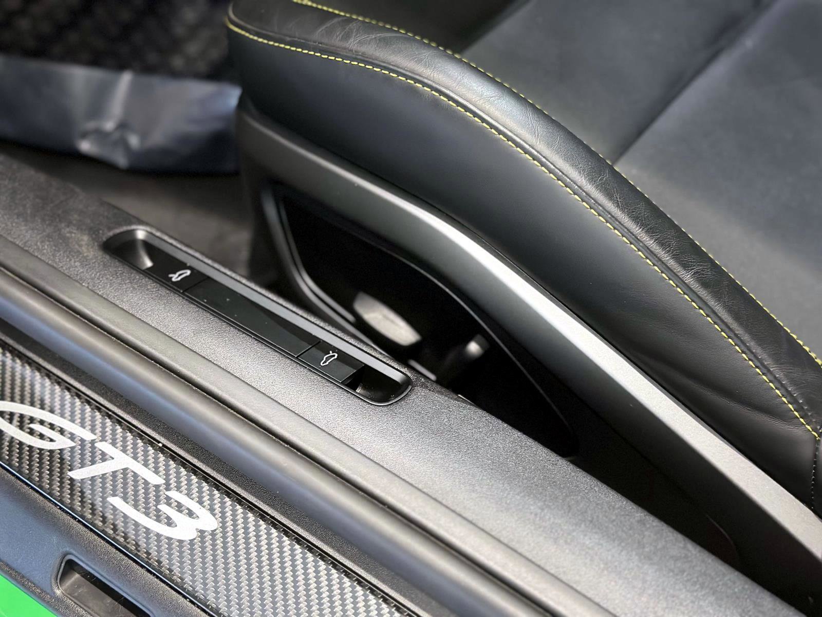 Certified 2022 Porsche 911 GT3 image 16