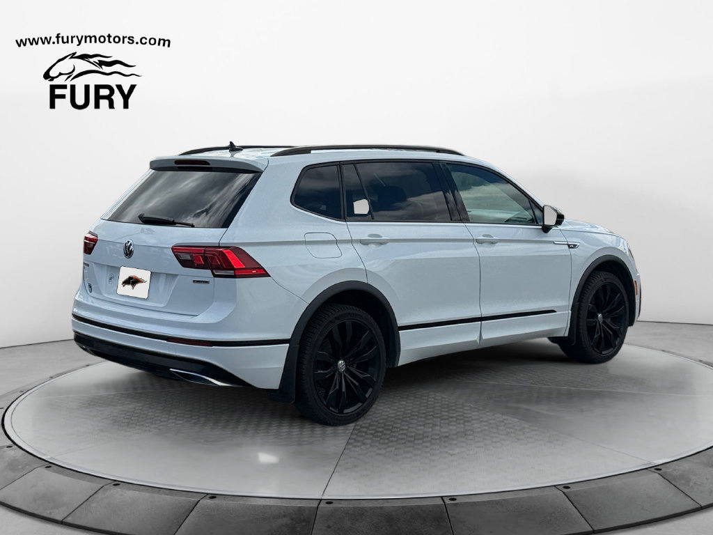 Used 2020 Volkswagen Tiguan SE R-Line AWD/4WD image 4