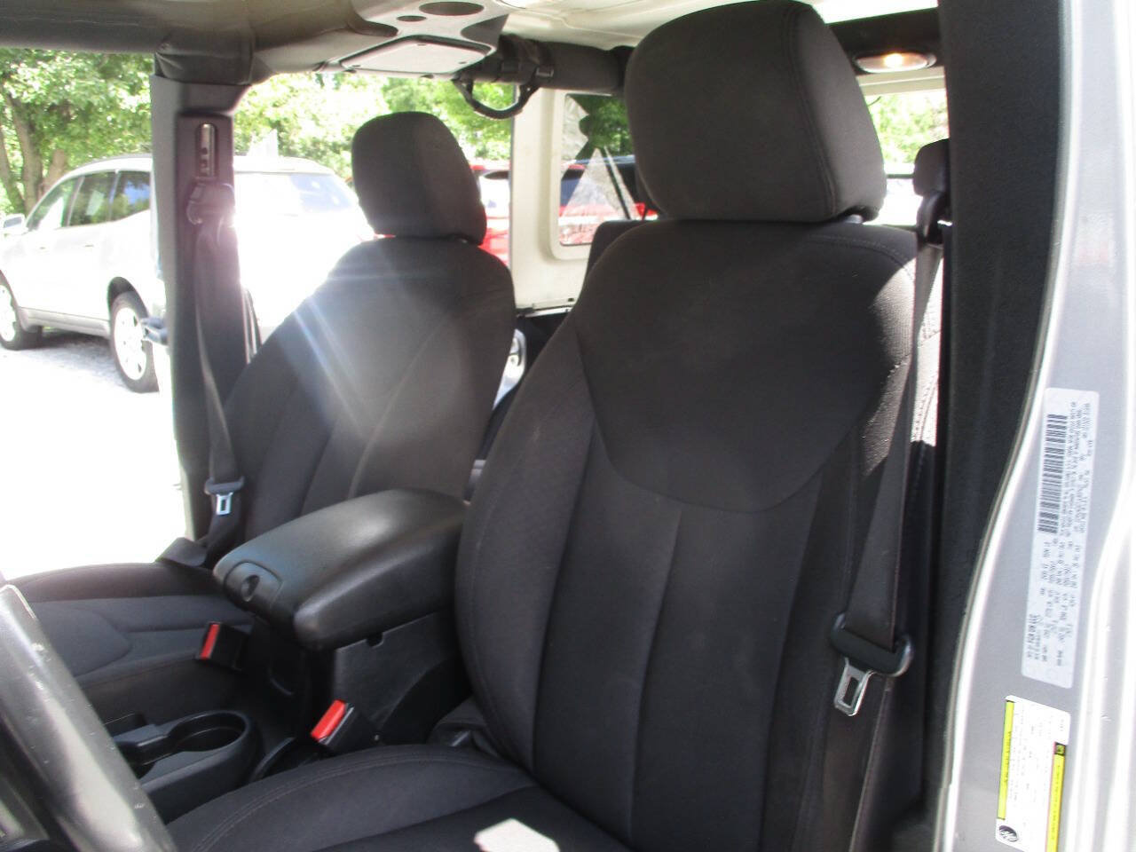 Used 2018 Jeep Wrangler Unlimited Sport S AWD/4WD image 18