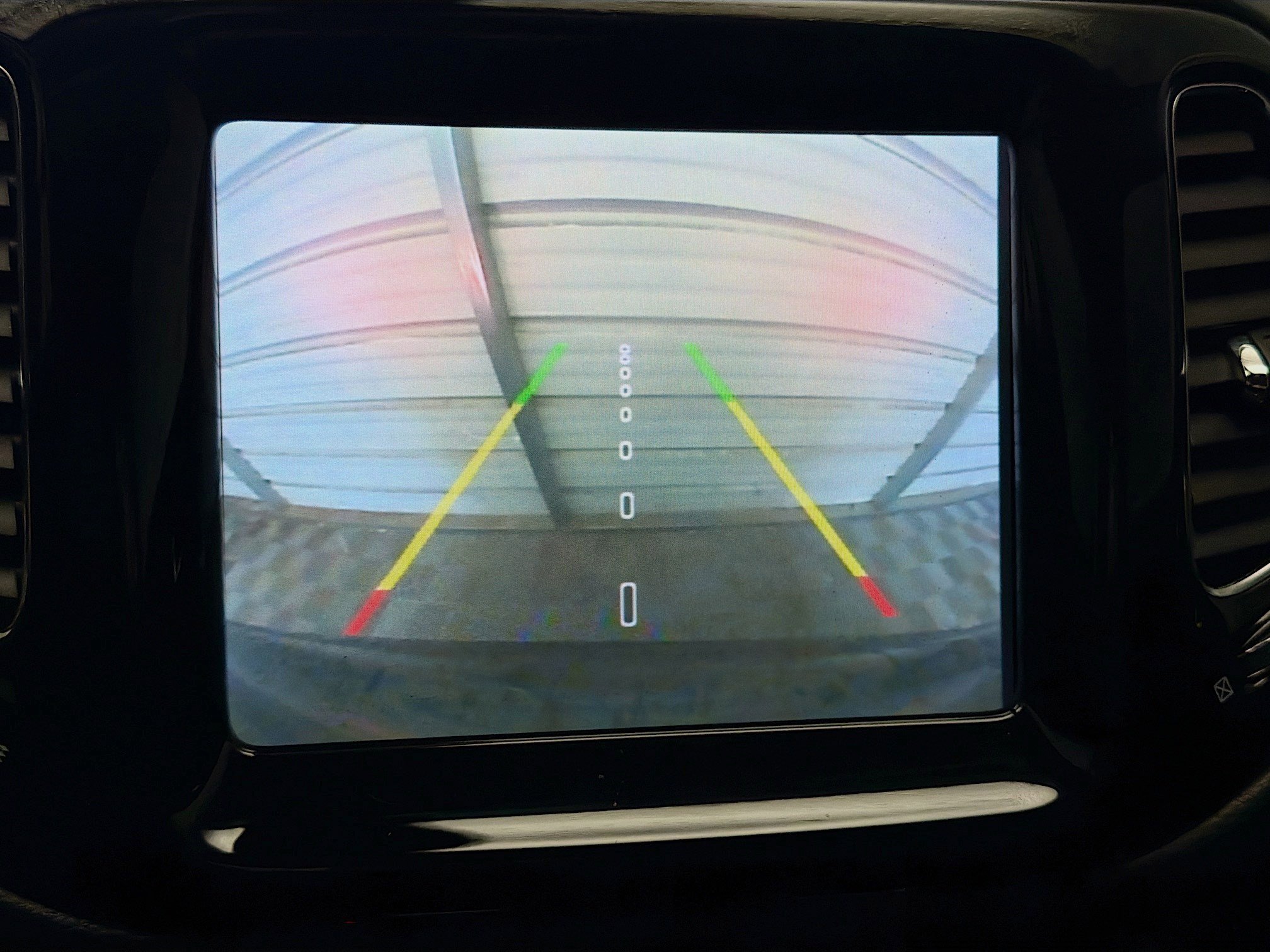 Used 2019 Jeep Compass Altitude image 15