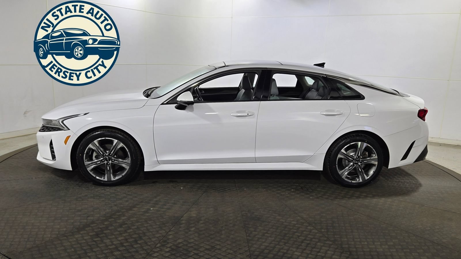Used 2022 Kia K5 EX w/ EX Premium Package FWD image 4