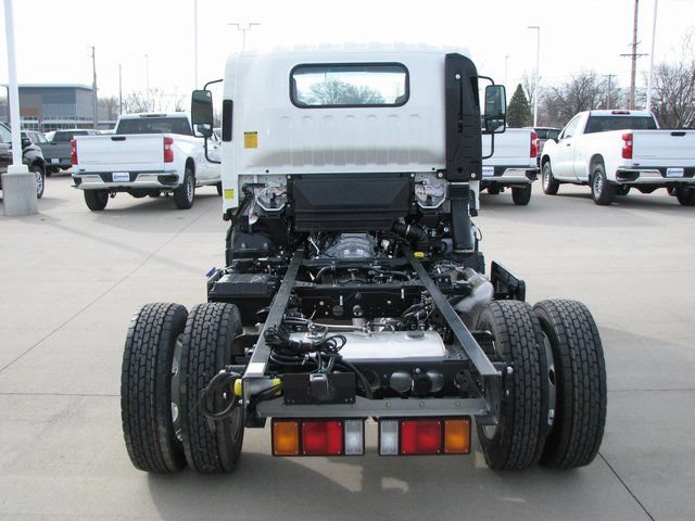 New 2024 Chevrolet Low Cab Forward 4500 XD RWD image 6