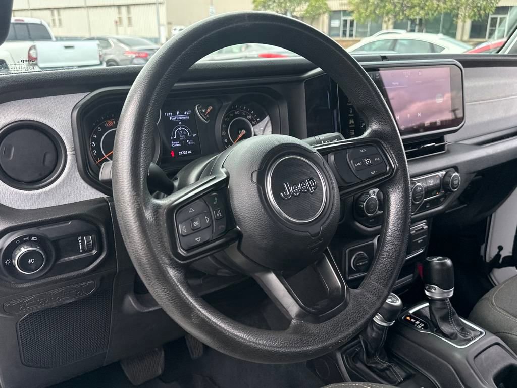 Used 2024 Jeep Wrangler Sport image 18