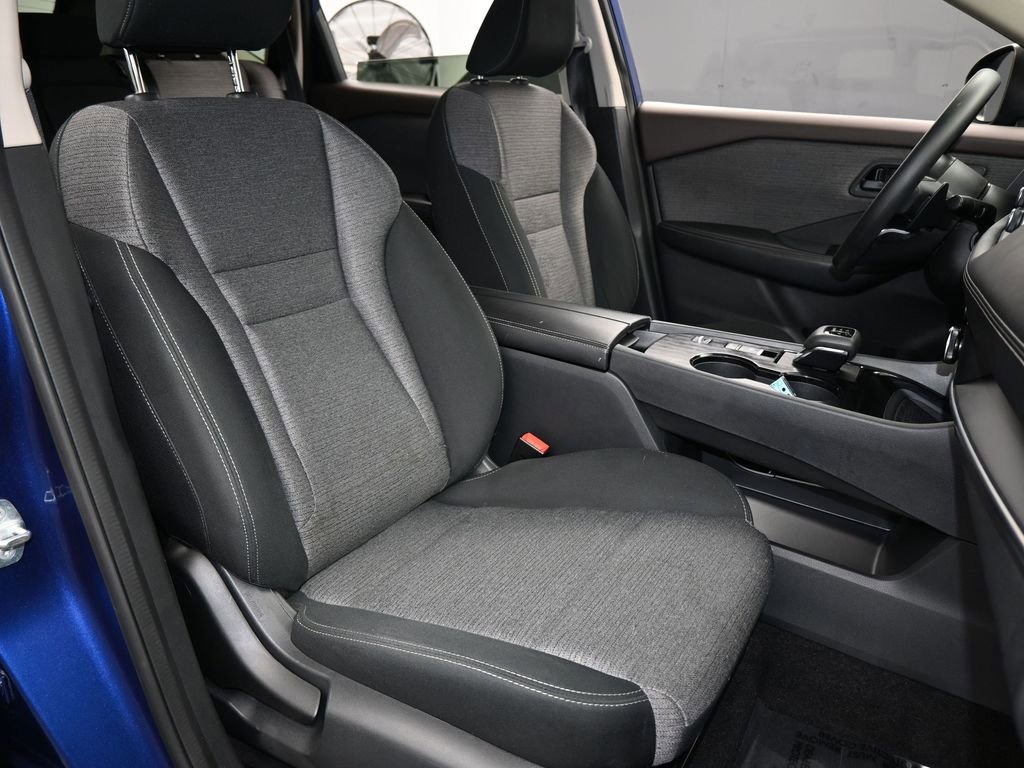 Used 2021 Nissan Rogue S image 36