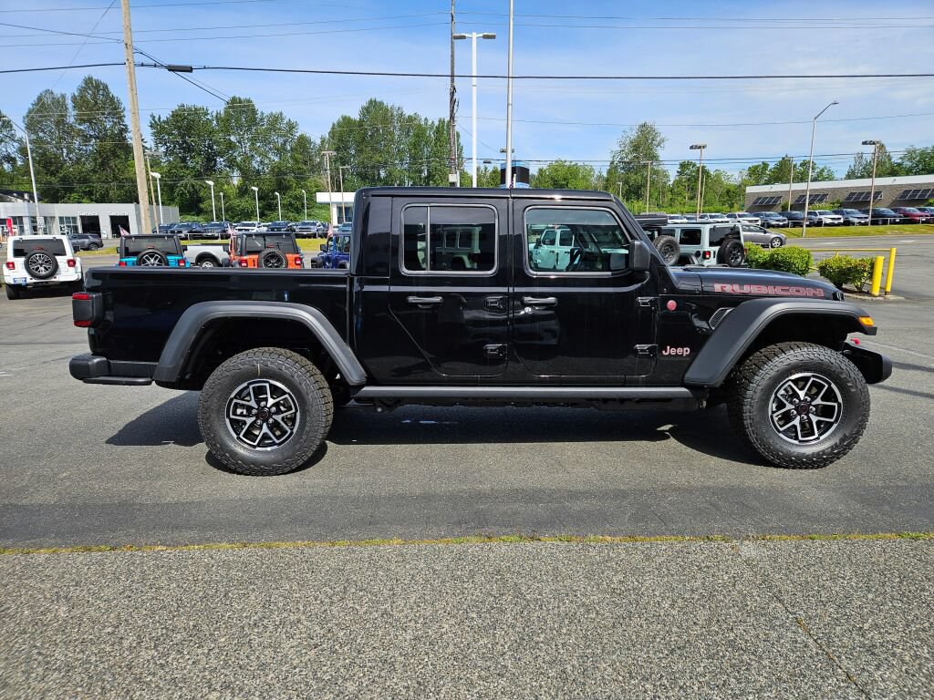 New 2026 Jeep Gladiator Rubicon w/ Steel Power Dome Hood Package AWD/4WD image 6