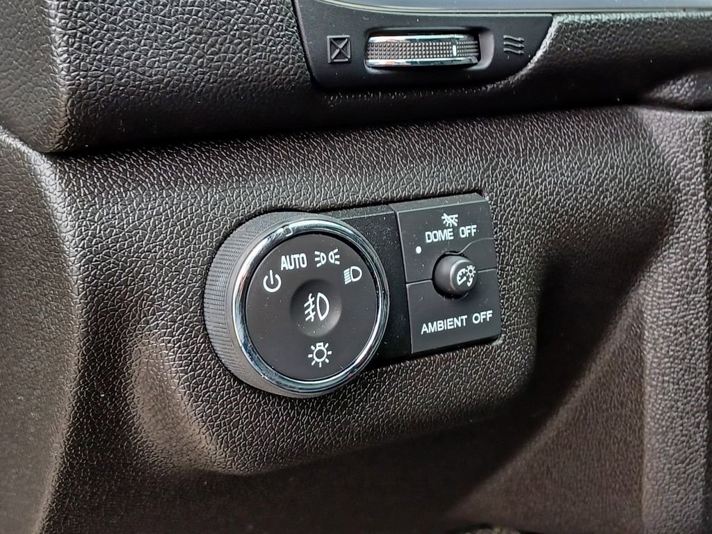 Used 2015 Chevrolet Traverse LT AWD/4WD image 14