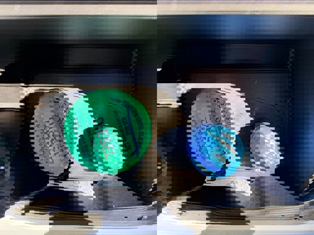 New 2026 Ford F250 XLT w/ FX4 Off-Road Package image 13