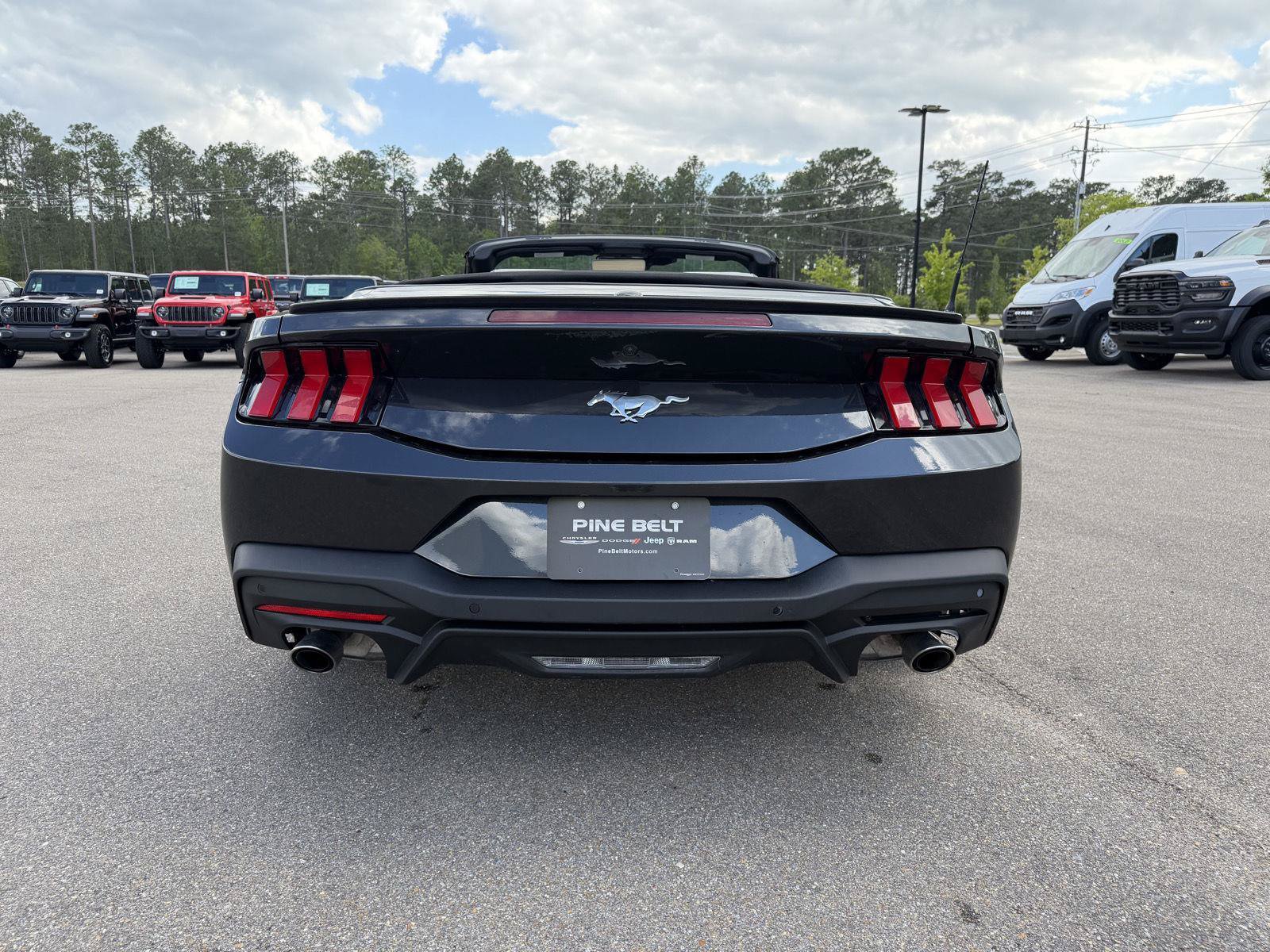 Used 2024 Ford Mustang Premium RWD image 3