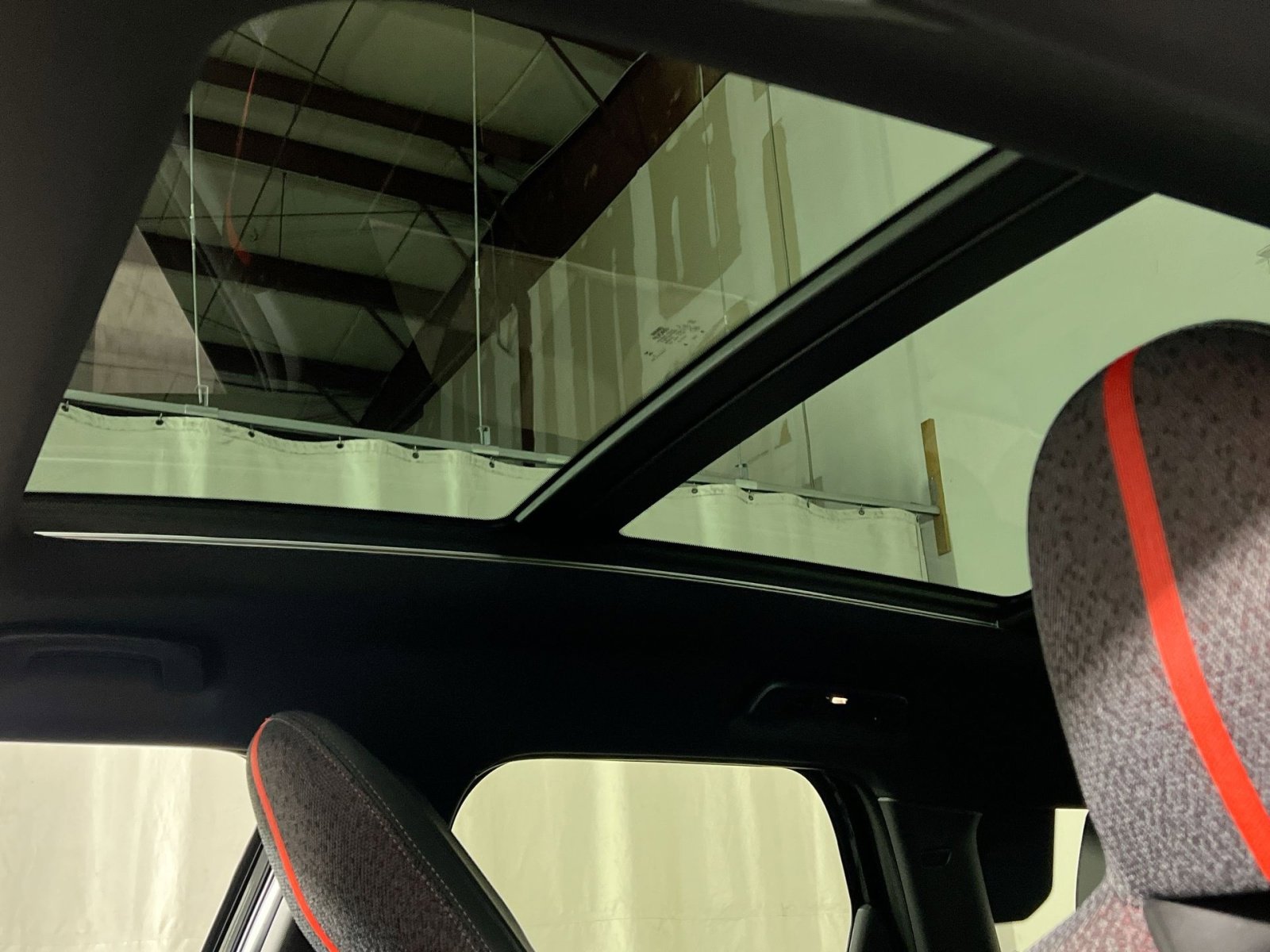 Used 2025 MINI Cooper Countryman John Cooper Works w/ Comfort Package Max image 24