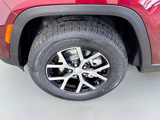 New 2025 Jeep Grand Cherokee Limited w/ Luxury Tech Group II image 35