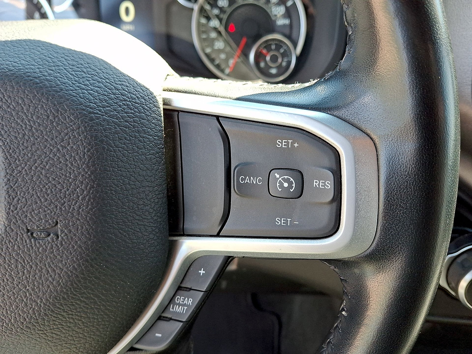 Used 2023 RAM 1500 Big Horn AWD/4WD image 18