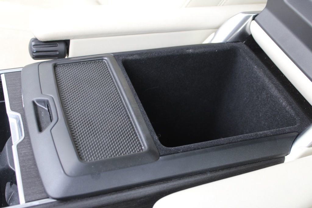 Used 2023 Land Rover Range Rover SE image 30