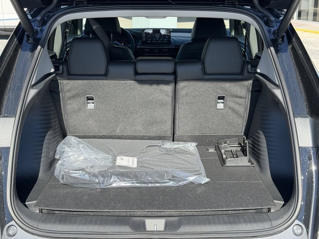 Used 2025 Acura ADX AWD image 9