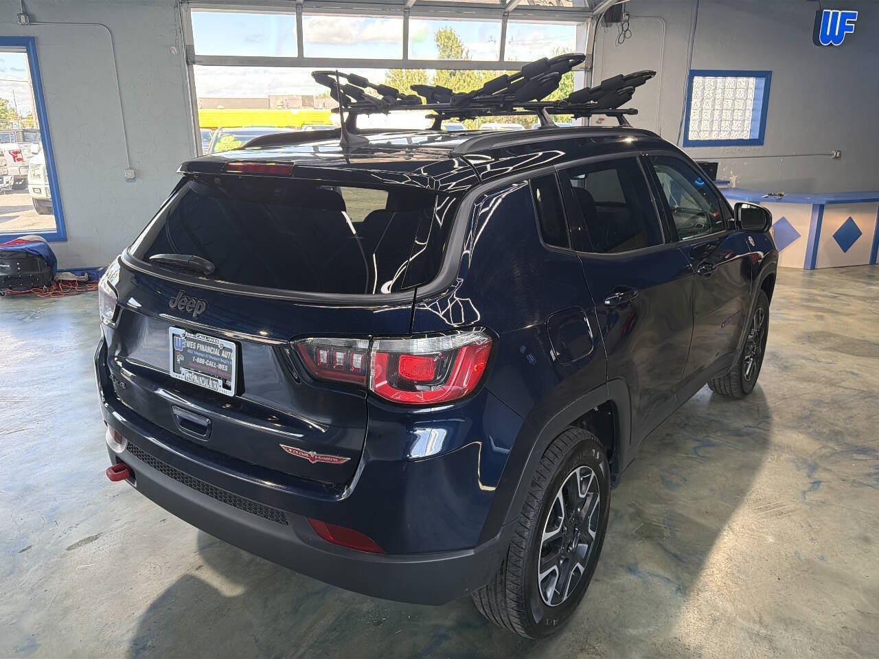 Used 2019 Jeep Compass Trailhawk AWD/4WD image 9