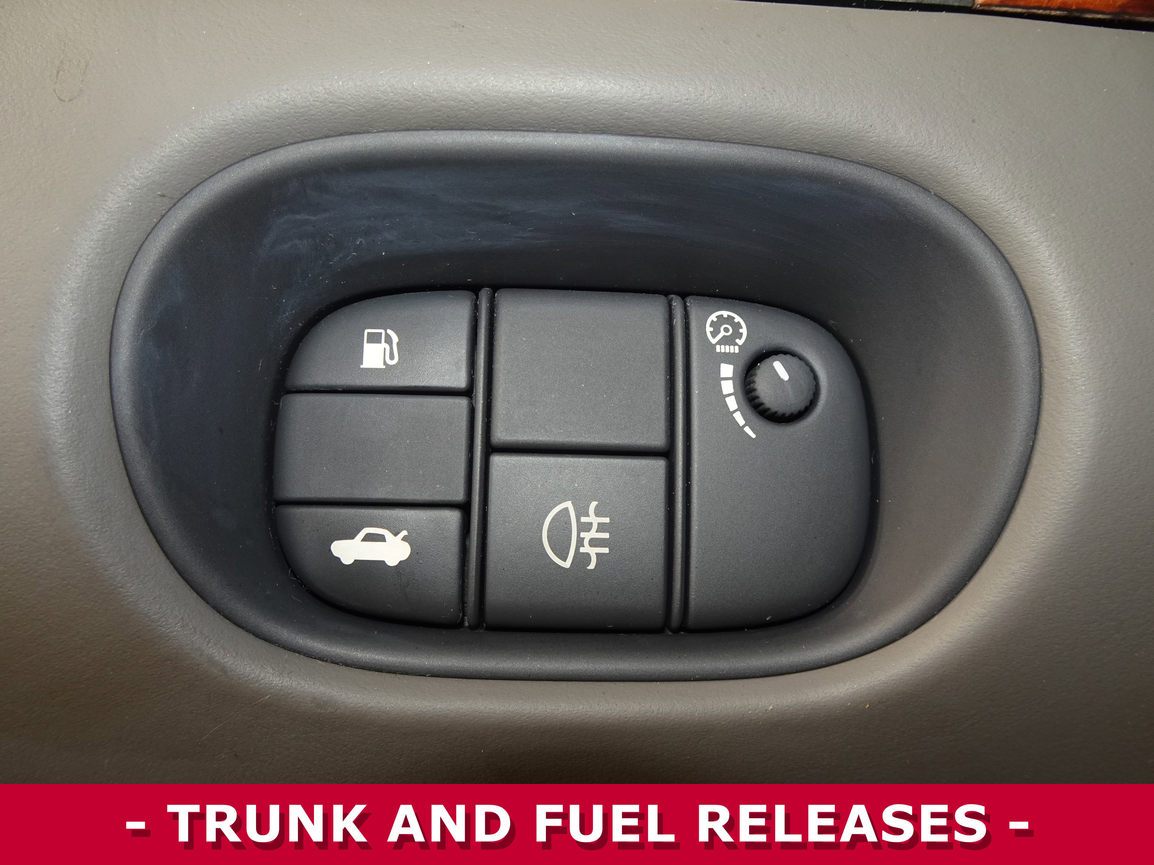 Used 2010 Jaguar XK Convertible image 23