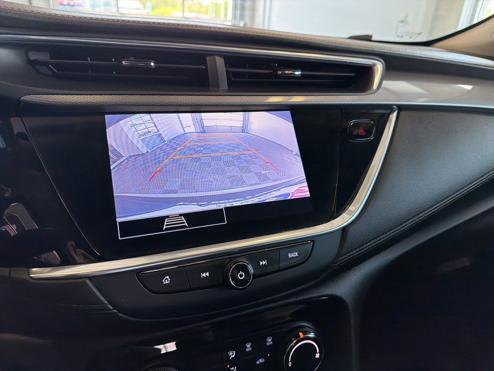 Used 2020 Buick Encore GX Preferred AWD/4WD image 26
