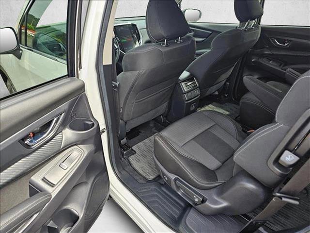 Used 2024 Subaru Ascent Premium w/ Convenience Package image 9