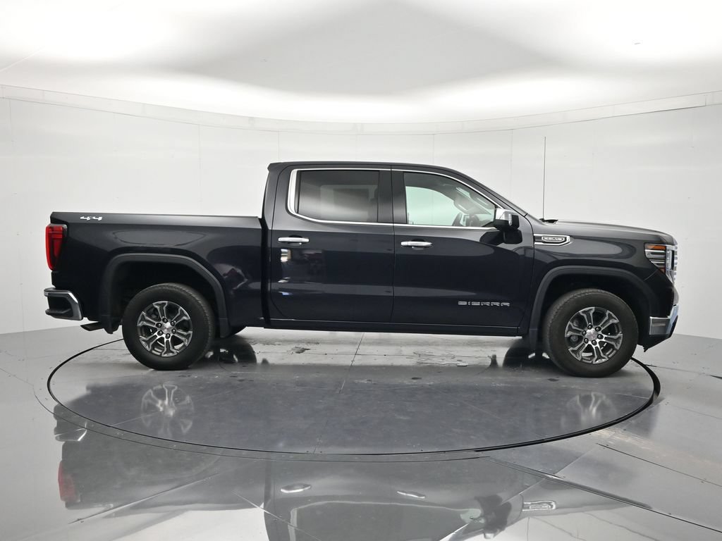 Certified 2025 GMC Sierra 1500 SLT AWD/4WD image 4