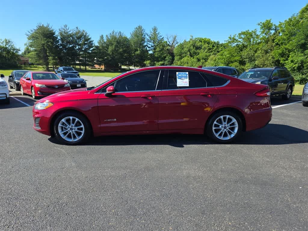 Used 2019 Ford Fusion SE FWD image 6