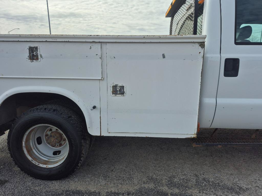 Used 2011 Ford F350 XL AWD/4WD image 17