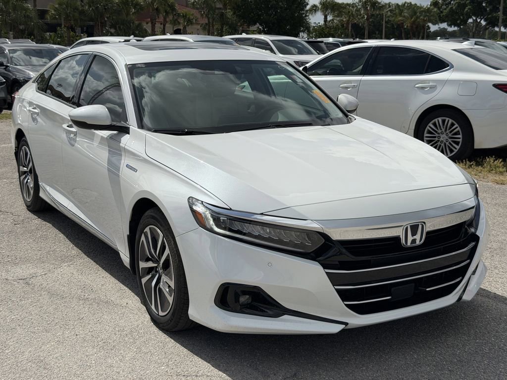 Used 2022 Honda Accord EX-L image 2