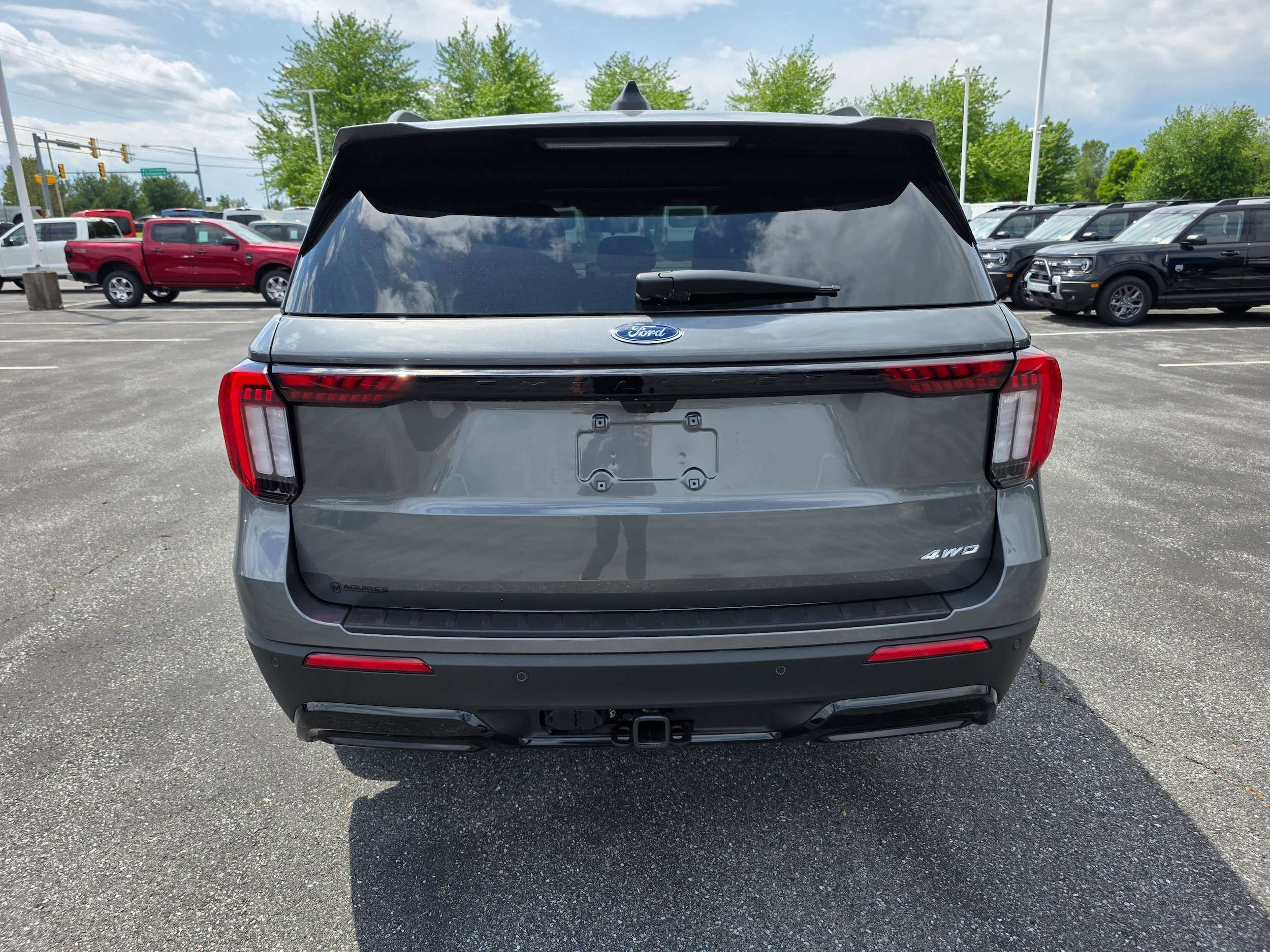 New 2026 Ford Explorer ST-Line AWD/4WD image 4