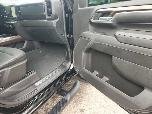 Used 2024 Chevrolet Silverado 2500 LT w/ All Star Edition AWD/4WD image 5