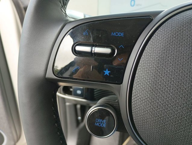 New 2023 Hyundai Ioniq 5 SEL image 27