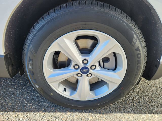 Used 2021 Ford Edge SE image 21