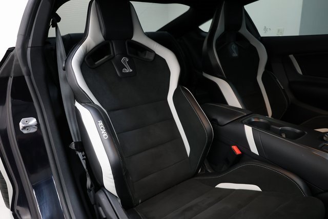 Used 2022 Ford Mustang Shelby GT500 w/ Technology Package image 68